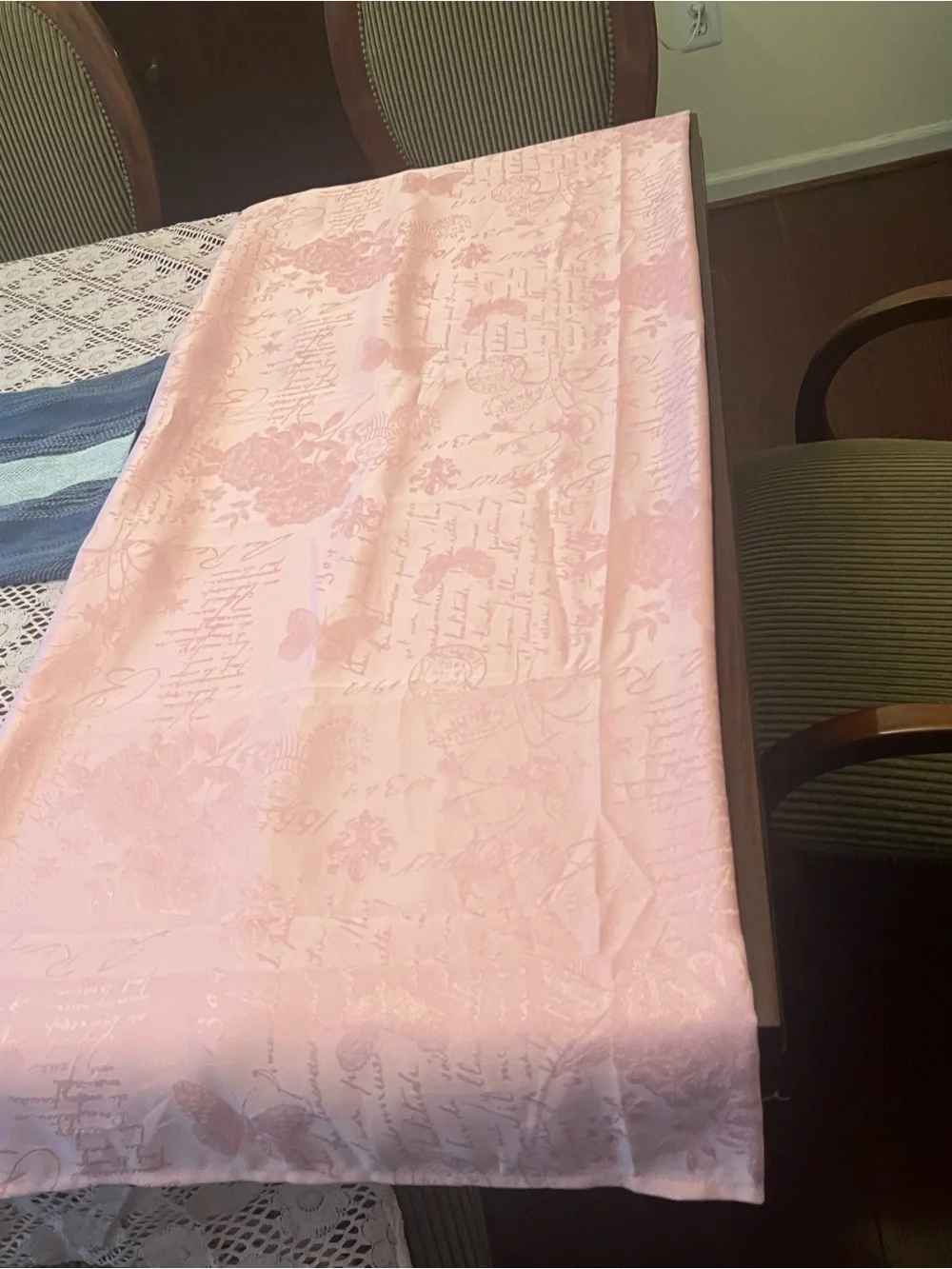 Orange Pink Jacquard 100% Polyester Fabric tablecloth